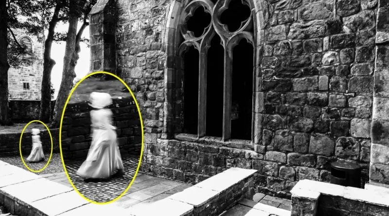 BUTCHER REVEALS GHOST OF GIRL
