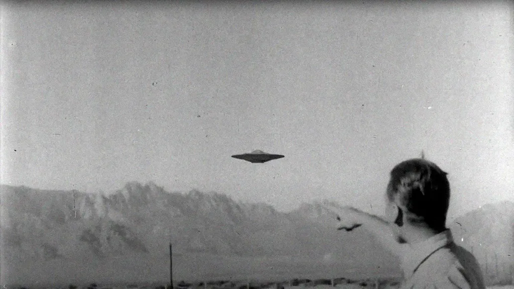 UFO pointing
